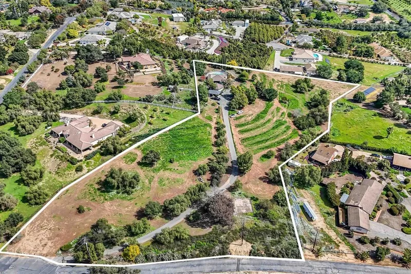 2951 Los Alisos, Fallbrook, CA 92028