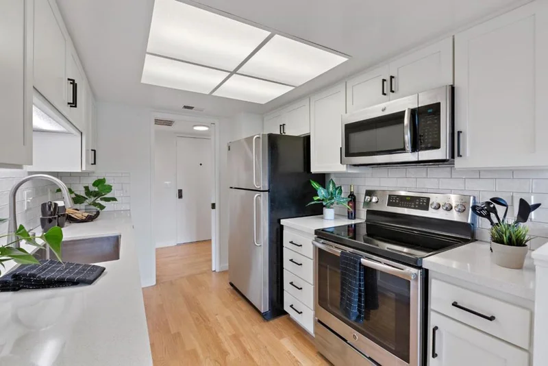 613 Forest, Palo Alto, CA 94301