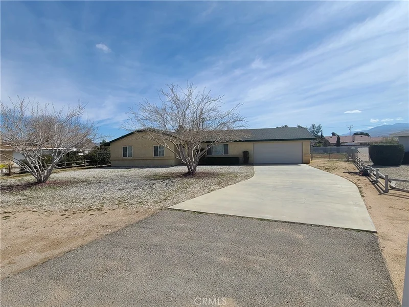 11345 Otowi, Apple Valley, CA 92308