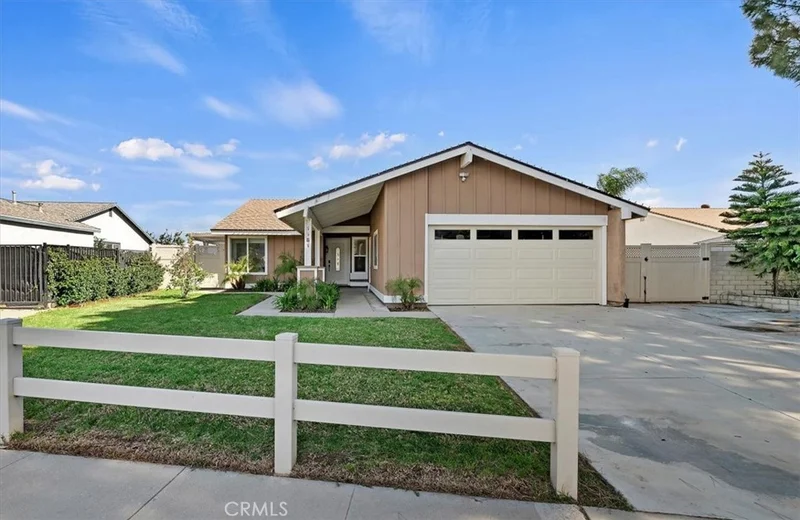 1181 Topaz, Corona, CA 92882