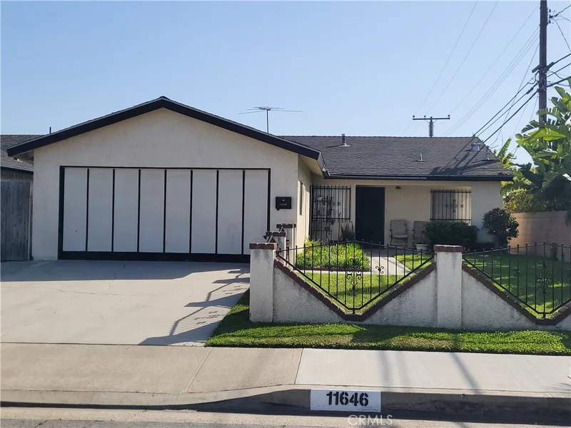 11646 176th, Artesia, CA 90701