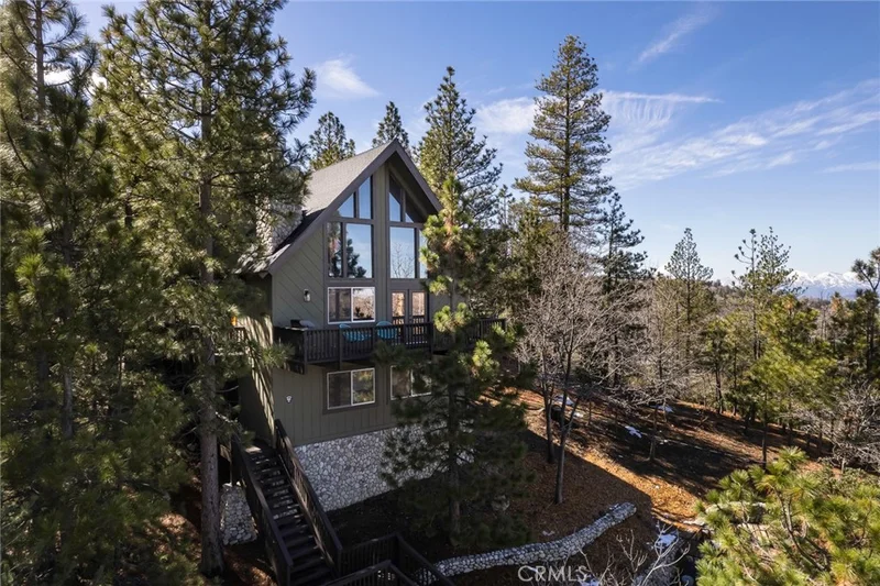 1255 Yukon, Lake Arrowhead, CA 92352