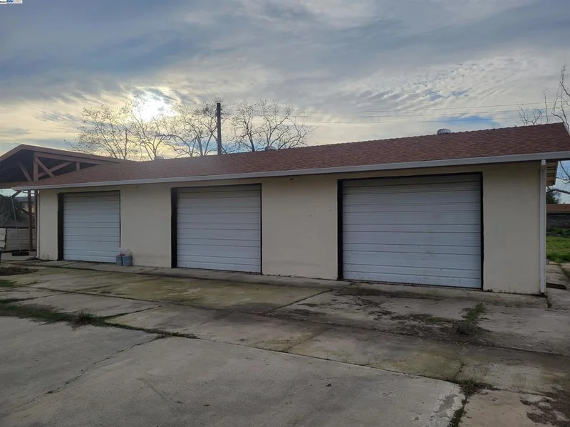 2760 29th Ave, Sacramento, CA 95820