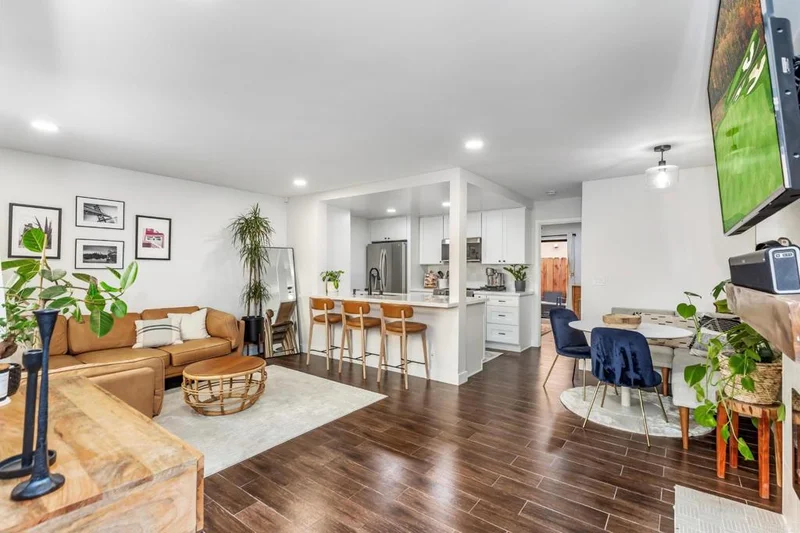 4549 33rd #1, San Diego, CA 92116