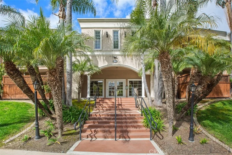 4570 54th #121, San Diego, CA 92115