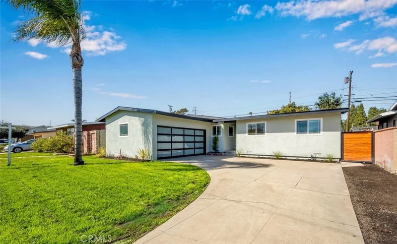 6131 Wentworth, Long Beach, CA 90815