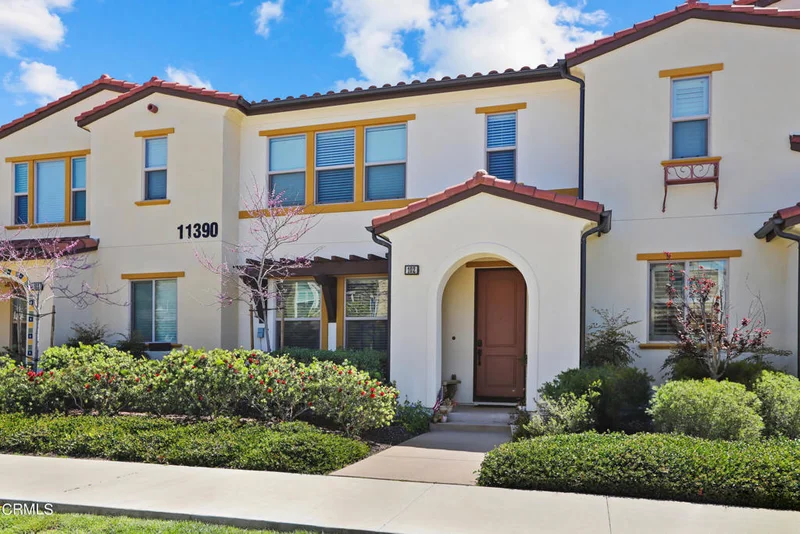 11390 Citrus #102, Ventura, CA 93004
