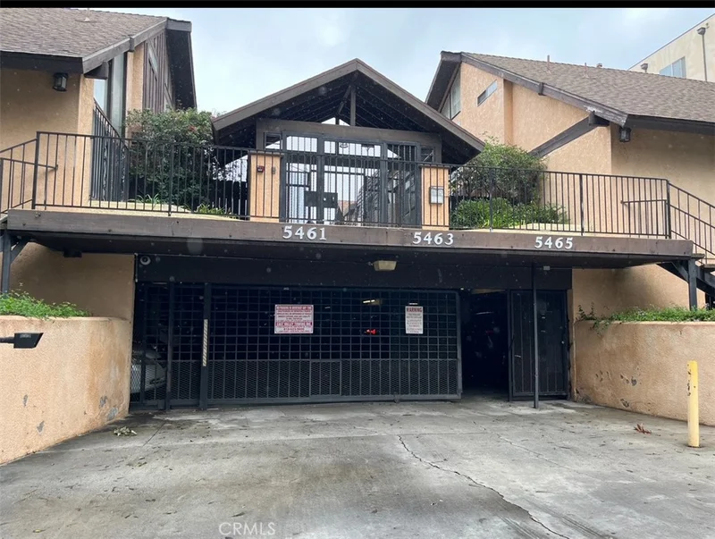 5465 Newcastle #6, Encino, CA 91316