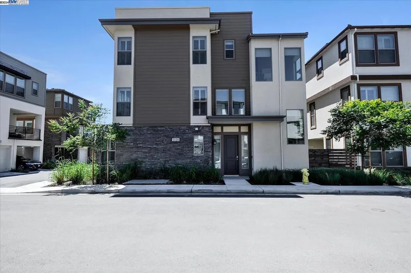 5568 Metropolitan Way, Dublin, CA 94568