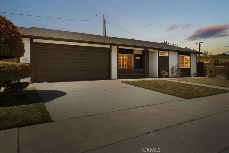 190 N Donneybrooke Street, Orange, CA 92868