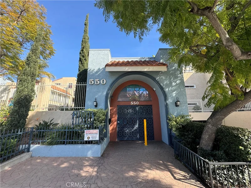 550 Orange Avenue 202, Long Beach, CA 90802