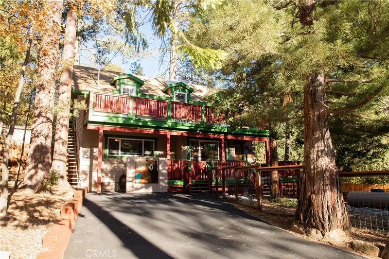 25902 Oakwood Street, Idyllwild, CA 92549