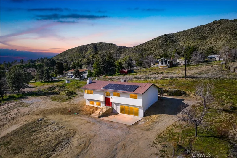 8817 Cache Street, Leona Valley, CA 93551