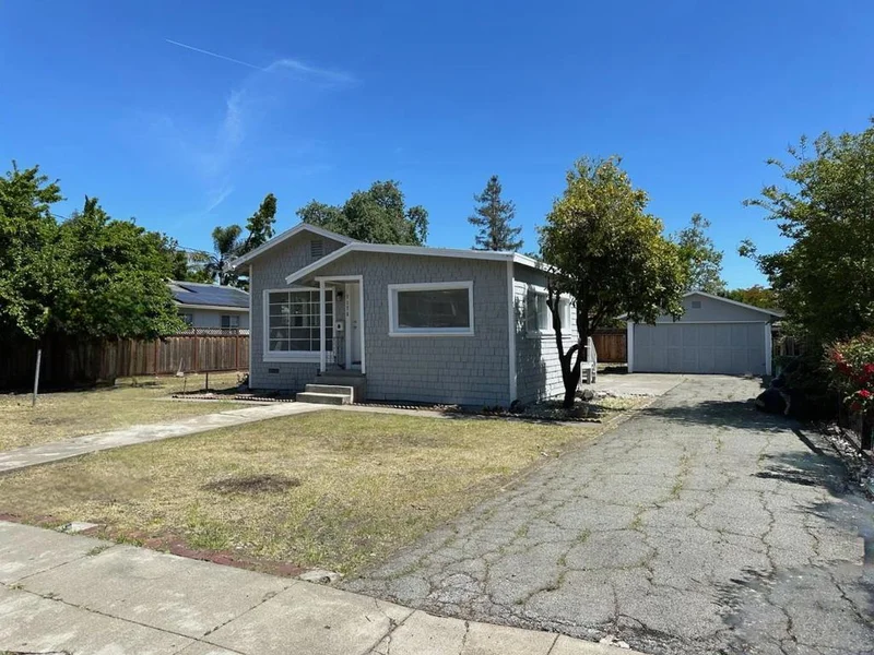 1175 Davis Street, Redwood City, CA 94061