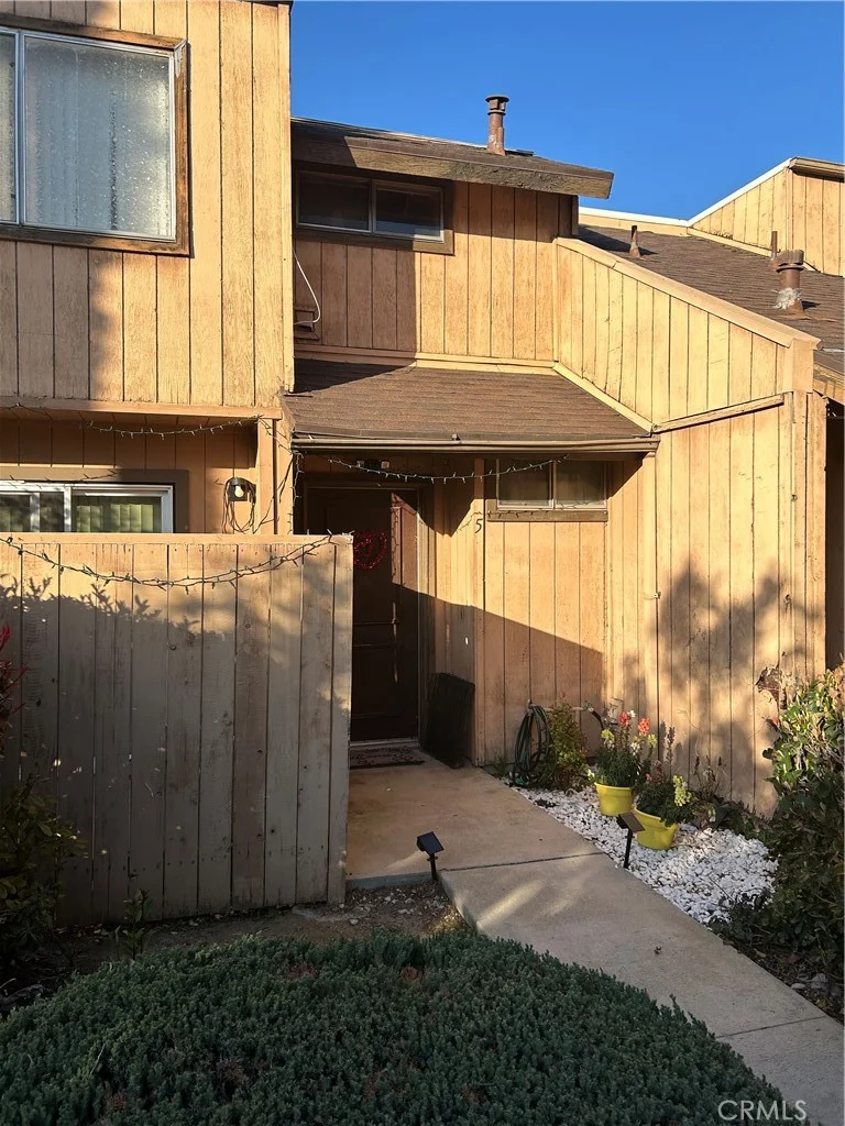12351 Osborne Street 5, Pacoima, CA 91331