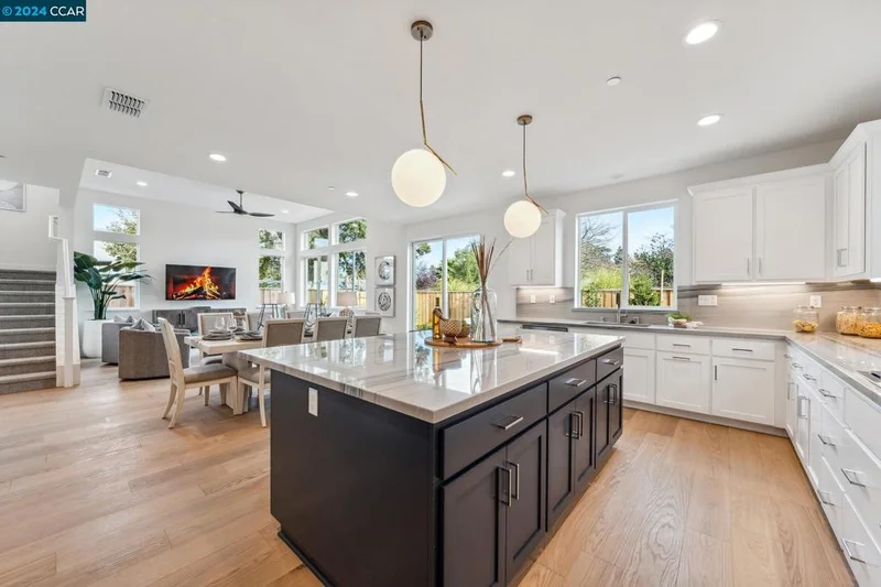 1006 Heckmann Lane, Concord, CA 94518