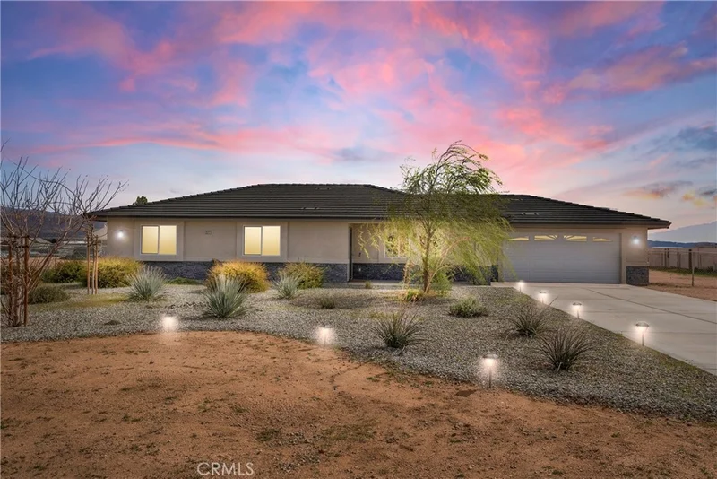 22777 Lone Eagle Road, Apple Valley, CA 92308