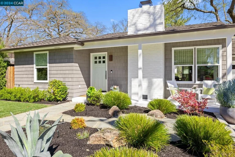 1018 Dyer Dr, Lafayette, CA 94549