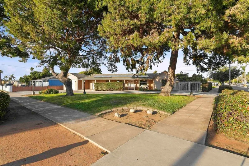 2727 J Avenue, National City, CA 91950
