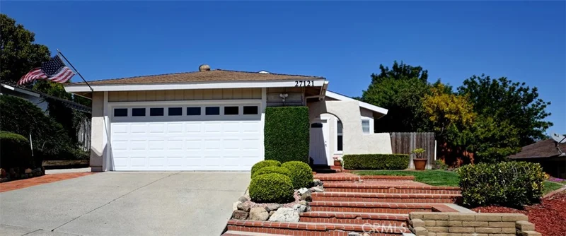 27121 Huerta, Mission Viejo, CA 92692