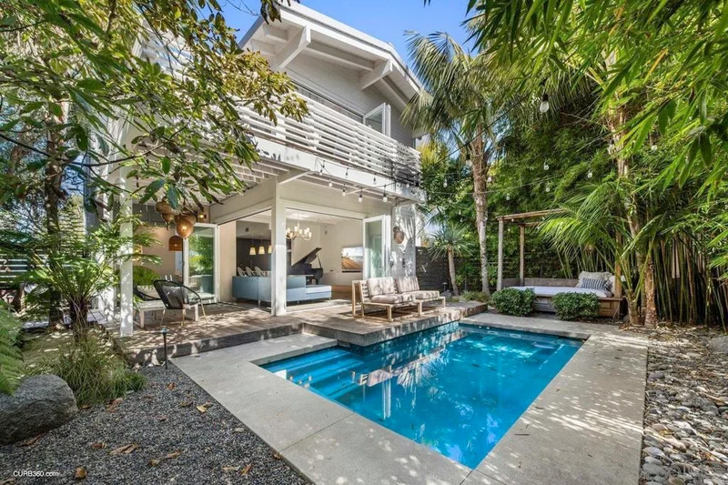 119 Mozart Ave, Cardiff By The Sea, CA 92007