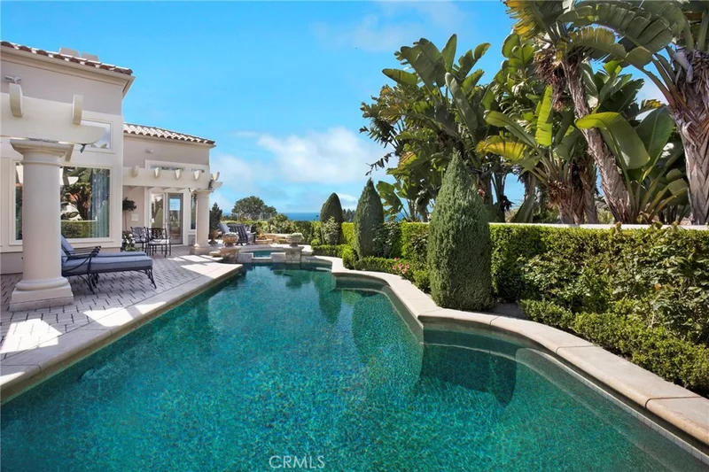 1 Gavina, Dana Point, CA 92629