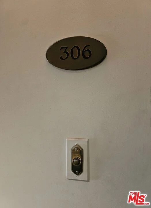 2301 S Beverly Glen Boulevard 306, Los Angeles, CA 90064