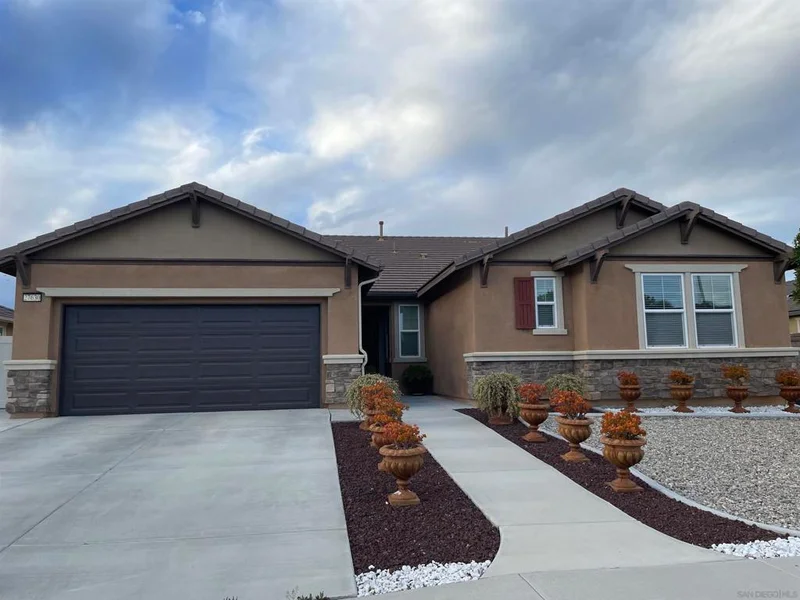 27630 Lacosse St, Menifee, CA 92584
