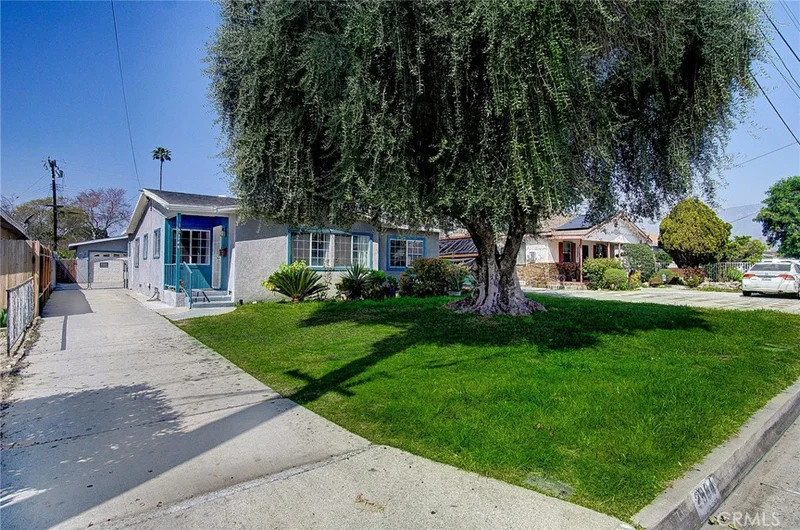 2984 N Golden Avenue, San Bernardino, CA 92404