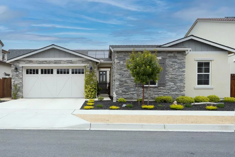 2965 Rainier Way, Marina, CA 93933