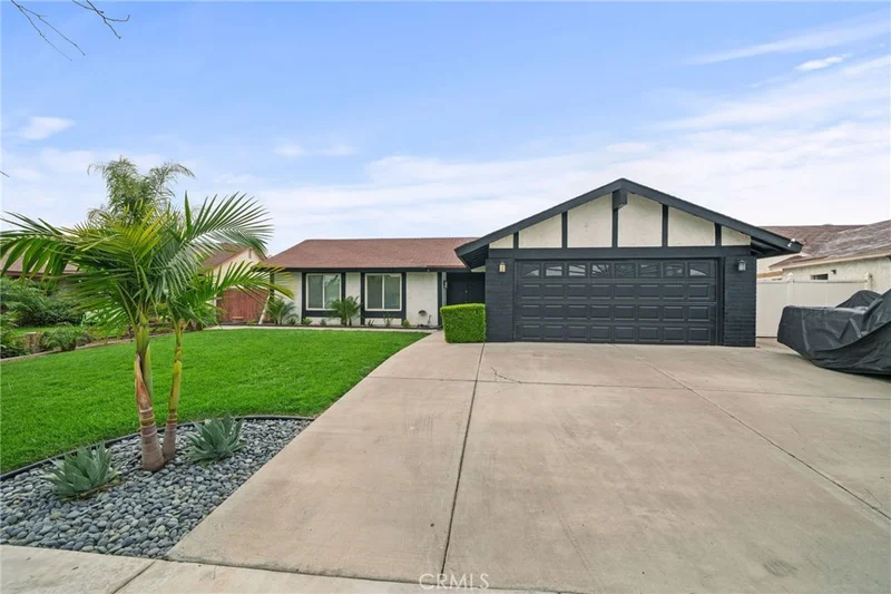 4166 Lockhaven Lane, Riverside, CA 92505
