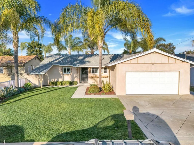 858 N Beech Street, Escondido, CA 92026