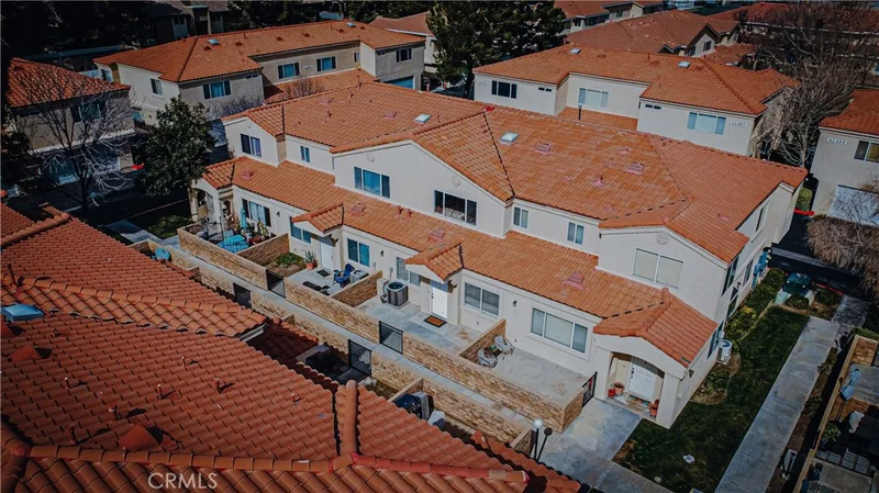 43443 30th St West 3, Lancaster, CA 93536