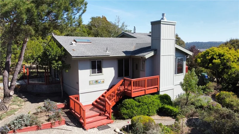 620 Warwick Street, Cambria, CA 93428