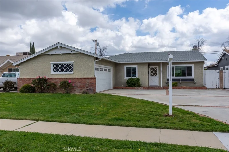 7708 Lena Avenue, West Hills, CA 91304