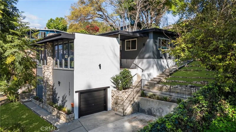 1130 Miller Avenue, Los Angeles, CA 90063