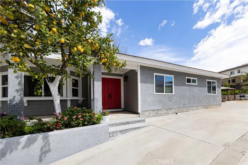 29724 Yellow Gold Drive, Canyon Lake, CA 92587