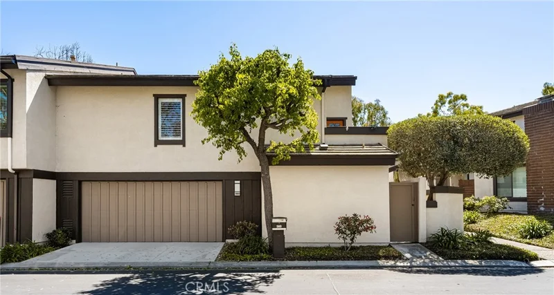 560 Old Ranch Road 23, Seal Beach, CA 90740