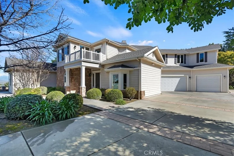 5606 Royal Ridge Court, Riverside, CA 92506
