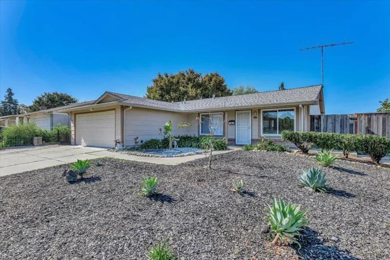 2267 Royaltree Circle, San Jose, CA 95131