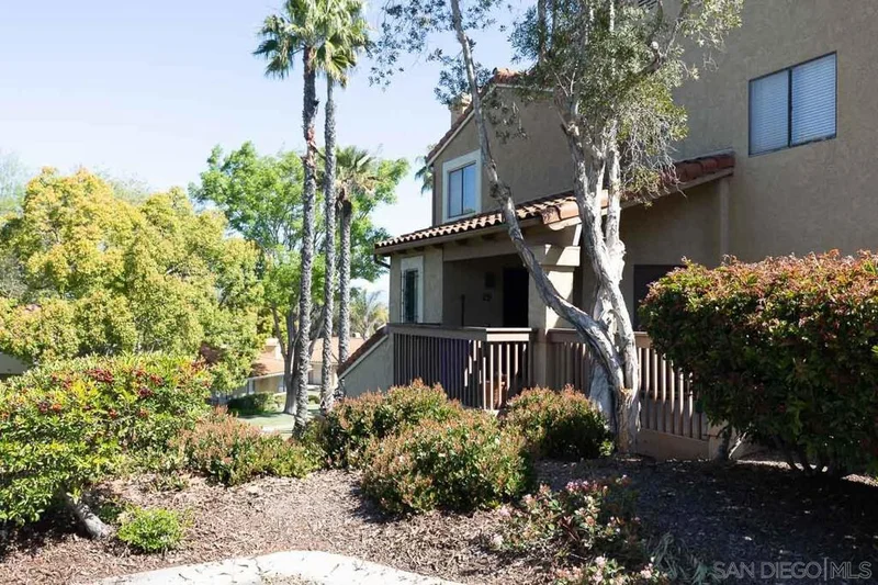 11824 Paseo Lucido 29, San Diego, CA 92128
