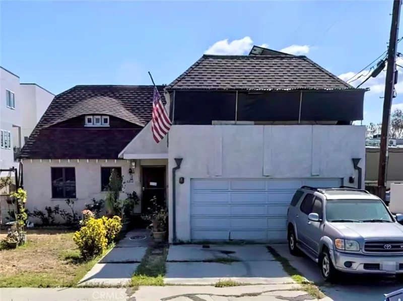 5216 Satsuma Avenue, North Hollywood, CA 91601