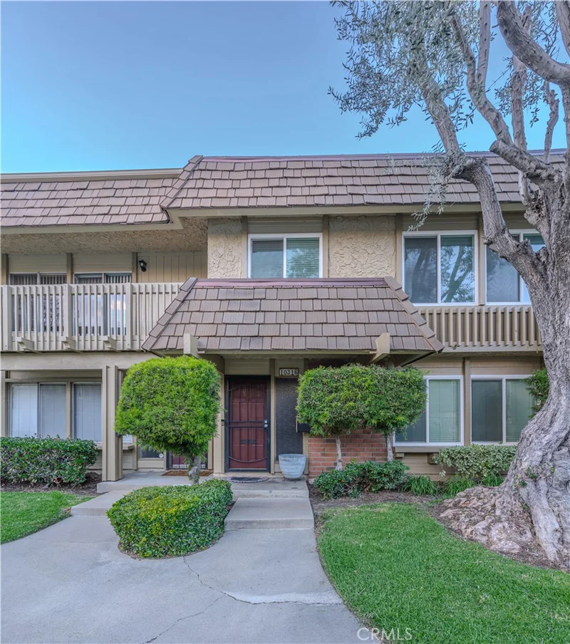 10316 Columbia River Court, Fountain Valley, CA 92708