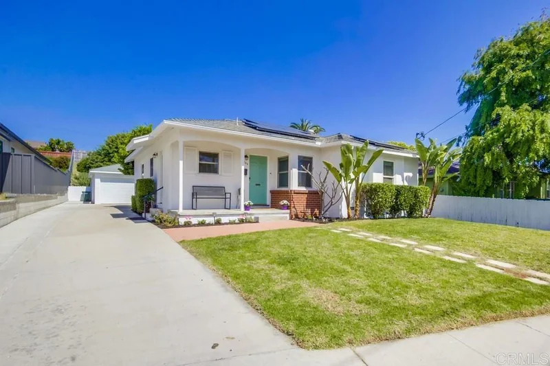8760 Elden Street, La Mesa, CA 91942