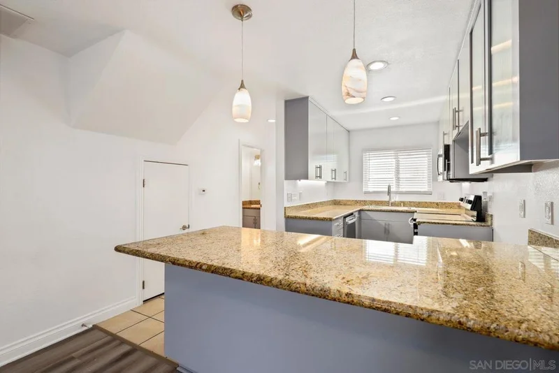 851 S Mollison 33, El Cajon, CA 92020