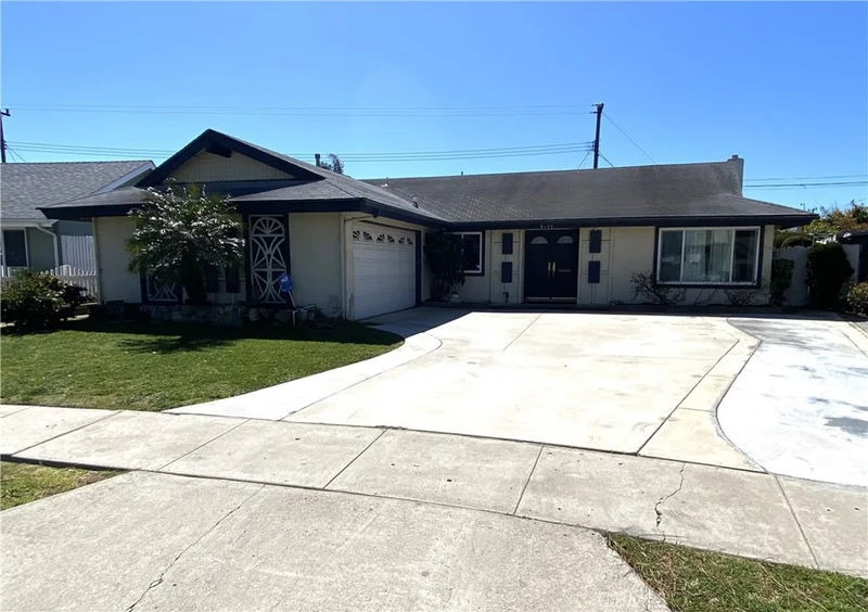 5622 Marshall Drive, Huntington Beach, CA 92649