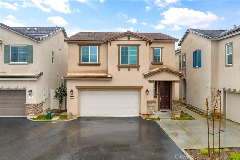 560 Enzo Street, Lake Elsinore, CA 92530