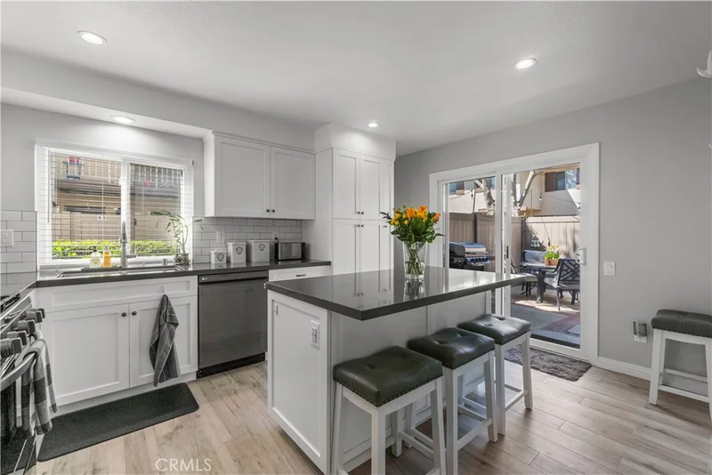 10341 Canoga Avenue 46, Chatsworth, CA 91311