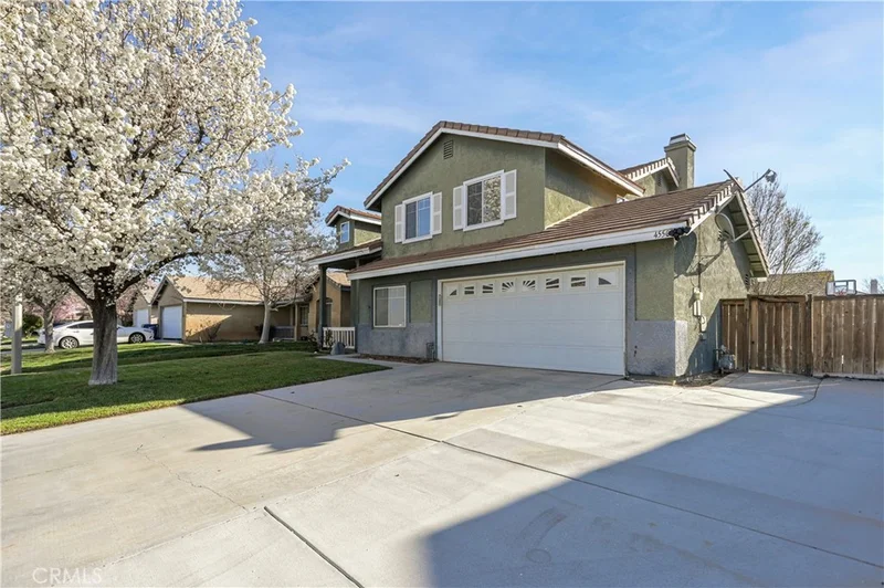 45508 Fairbanks Avenue, Lancaster, CA 93534