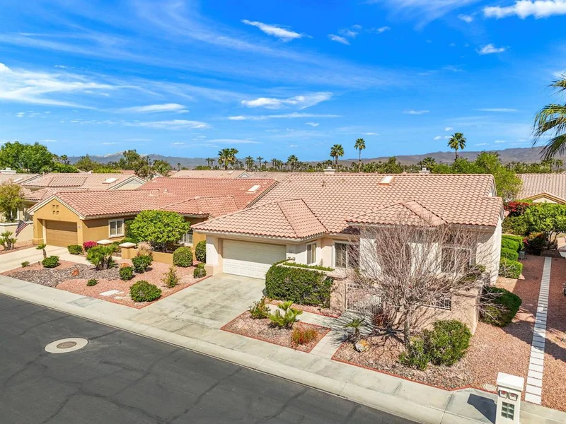 78598 Waterfall Drive, Palm Desert, CA 92211